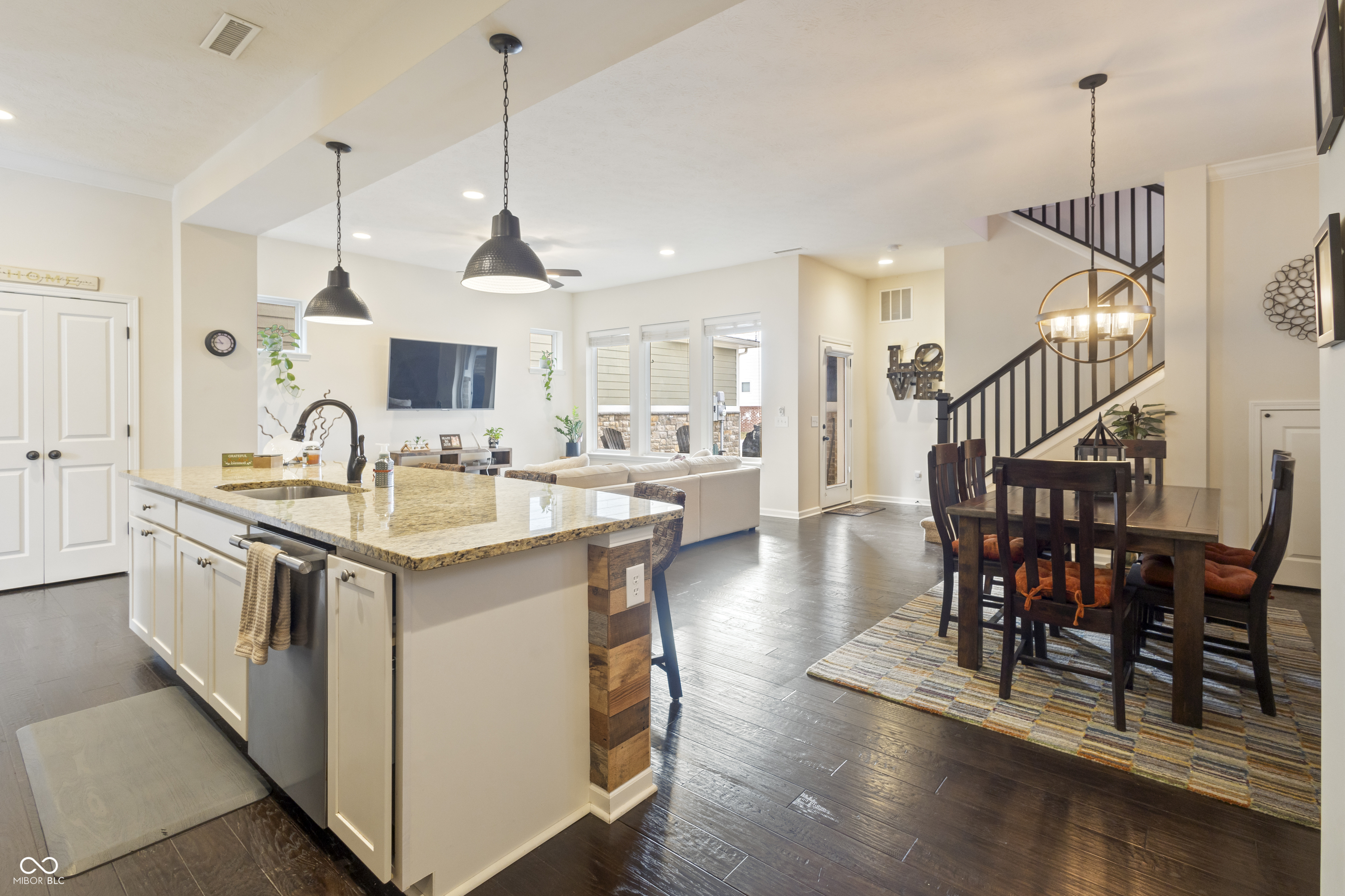 9109 Rising Road Indianapolis, IN 46216 - Photo 15 of 44