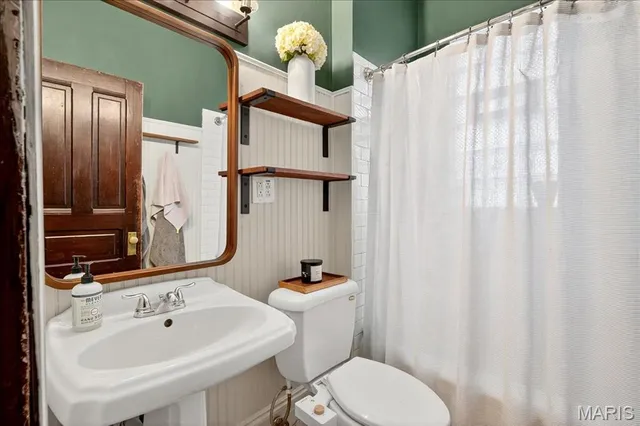 $399,900 | 2842 Shenandoah Avenue, St. Louis, MO 63104