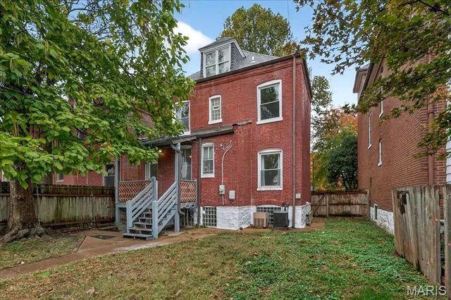 $399,900 | 2842 Shenandoah Avenue, St. Louis, MO 63104