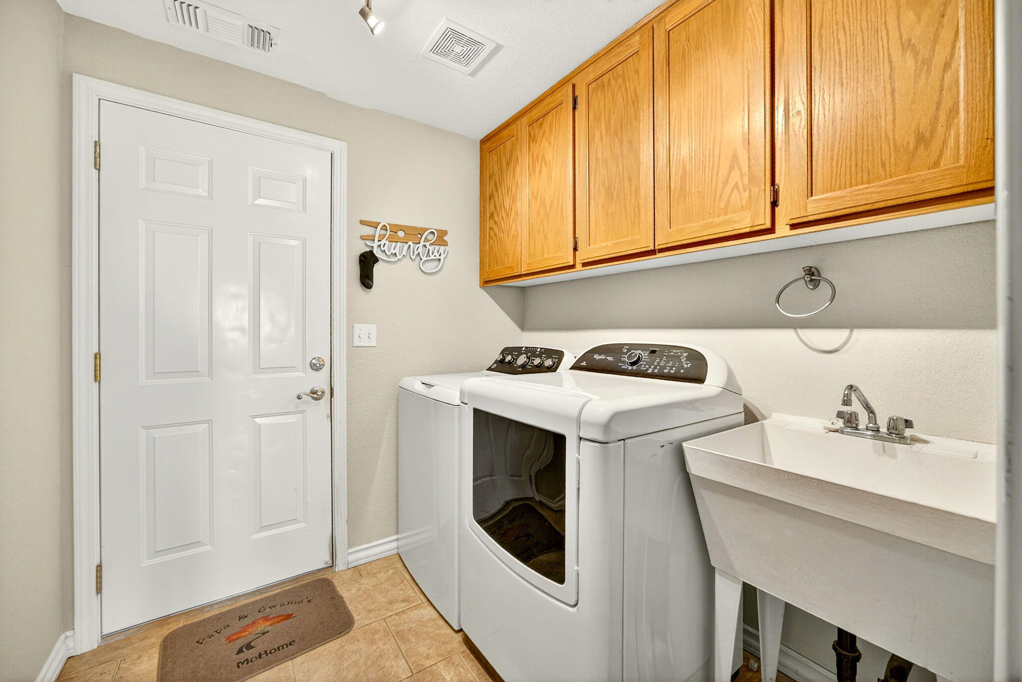 2598 St James Way Central Point, OR 97502 - Photo 17 of 40 ApxSJ00035