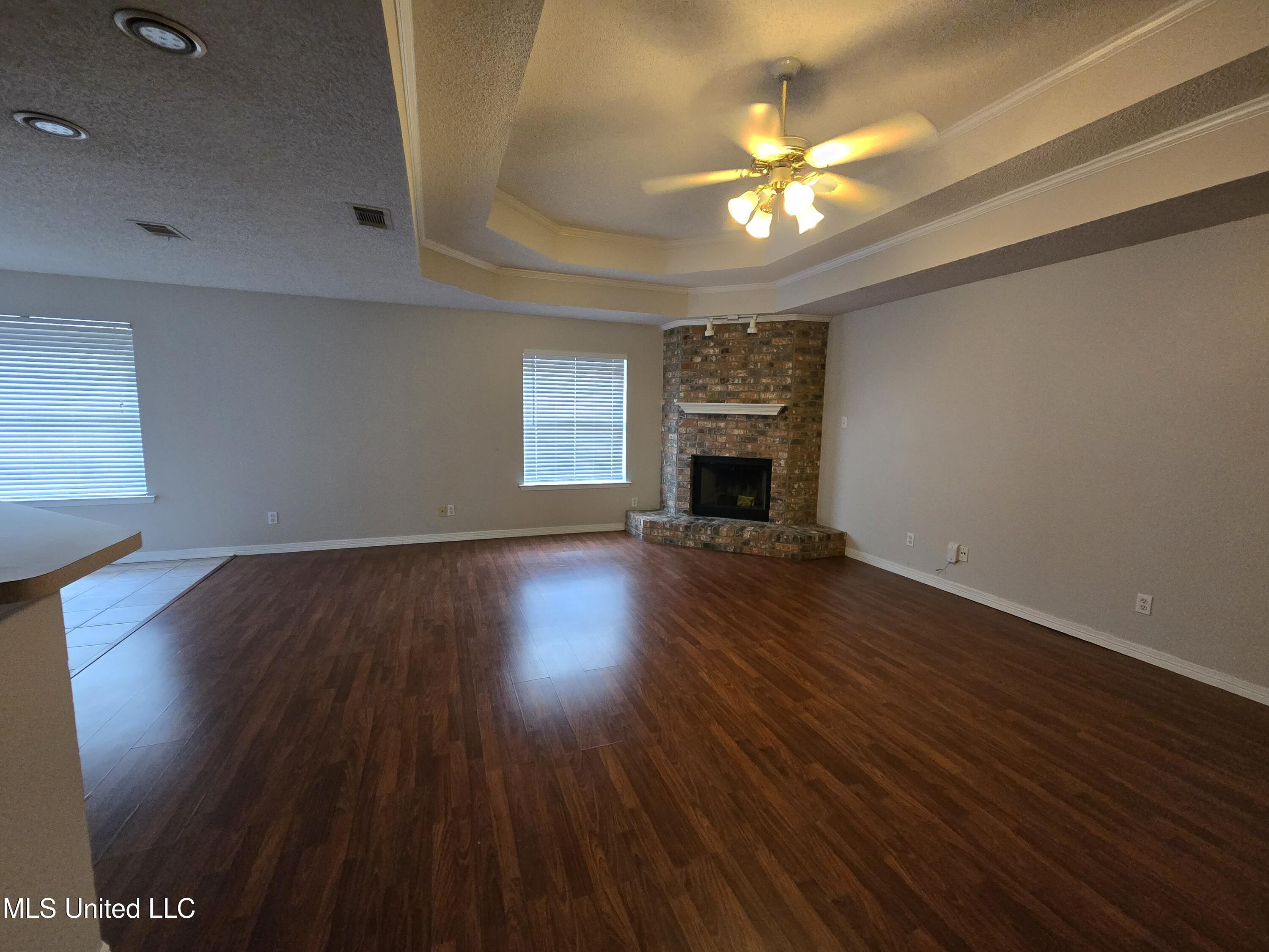 18044 Green Leaves Drive Gulfport, MS 39503 - Photo 7 of 16 20251217_075232