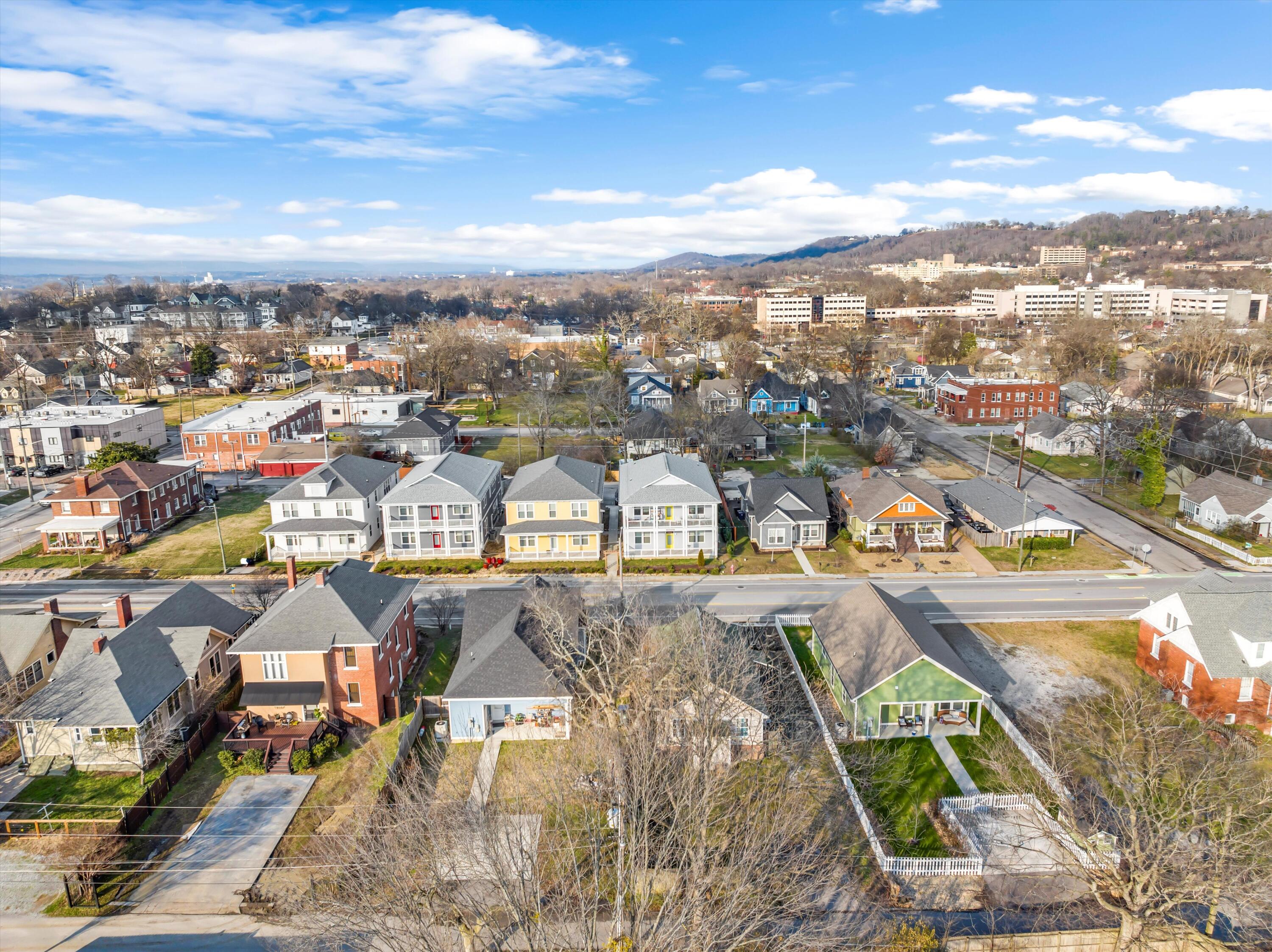 2112 Bailey Avenue Chattanooga, TN 37404 - Photo 7 of 9 7-DJI_20250213163549_0730_D