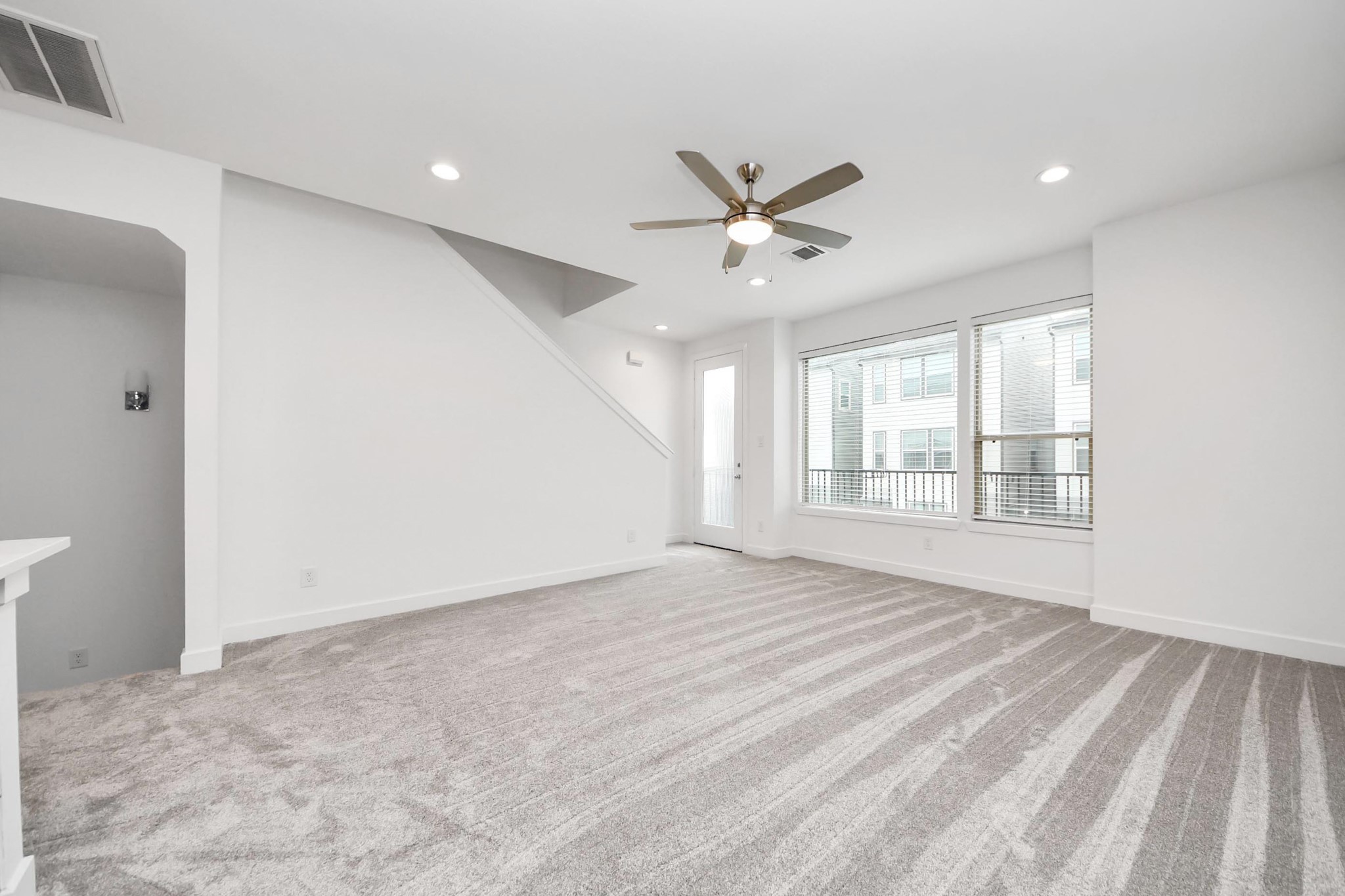 18527 Centro Row Conroe, TX 77385 - Photo 23 of 44