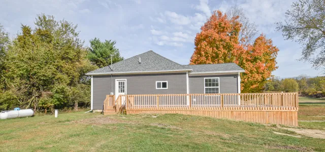 $325,000 | 10191 Wood Road, North Adams, MI 49262