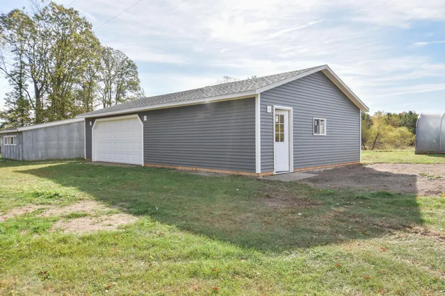 $325,000 | 10191 Wood Road, North Adams, MI 49262