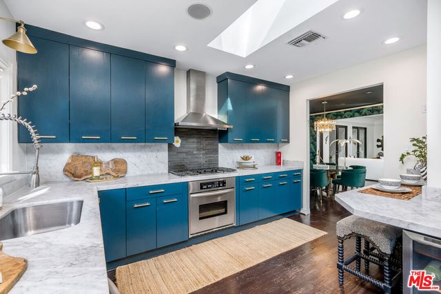 $12,500 | 943 North Edinburgh Avenue, Los Angeles, CA 90046