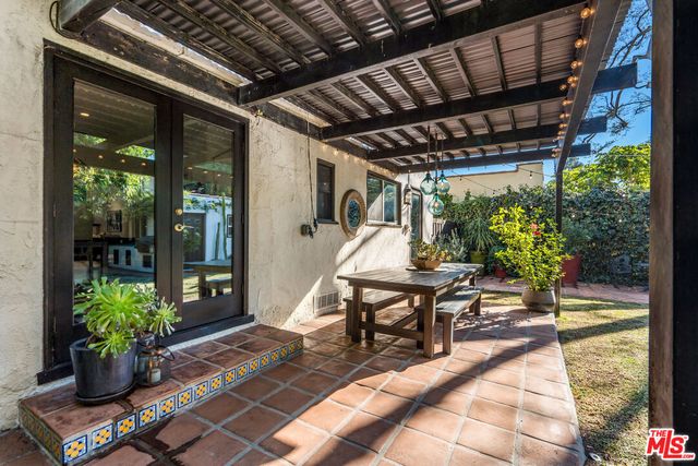 $12,500 | 943 North Edinburgh Avenue, Los Angeles, CA 90046