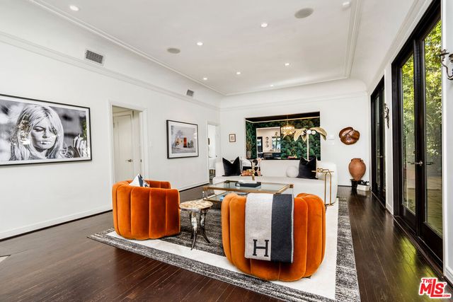 $12,500 | 943 North Edinburgh Avenue, Los Angeles, CA 90046