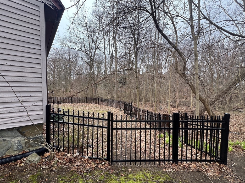 21 Manning Road Lynn, MA 01902 - Photo 14 of 24 Gallery Image 14