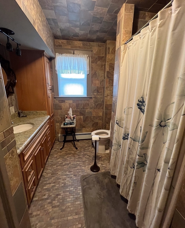 21 Manning Road Lynn, MA 01902 - Photo 7 of 24 Gallery Image 7
