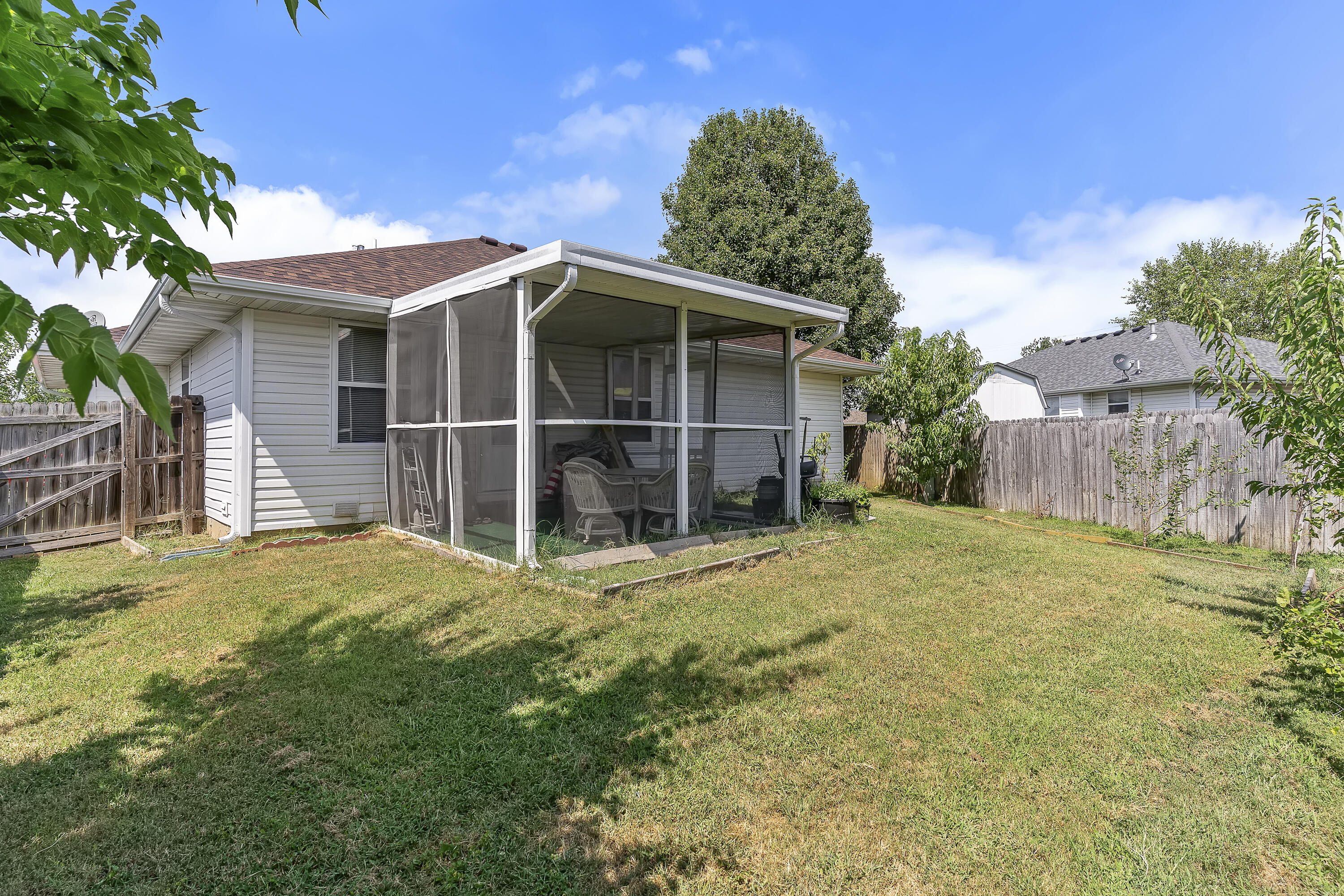 3208 West Scott Street Springfield, MO 65803 - Photo 27 of 33 3208 W Scott-29