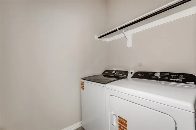 a close up view of washer and dryer