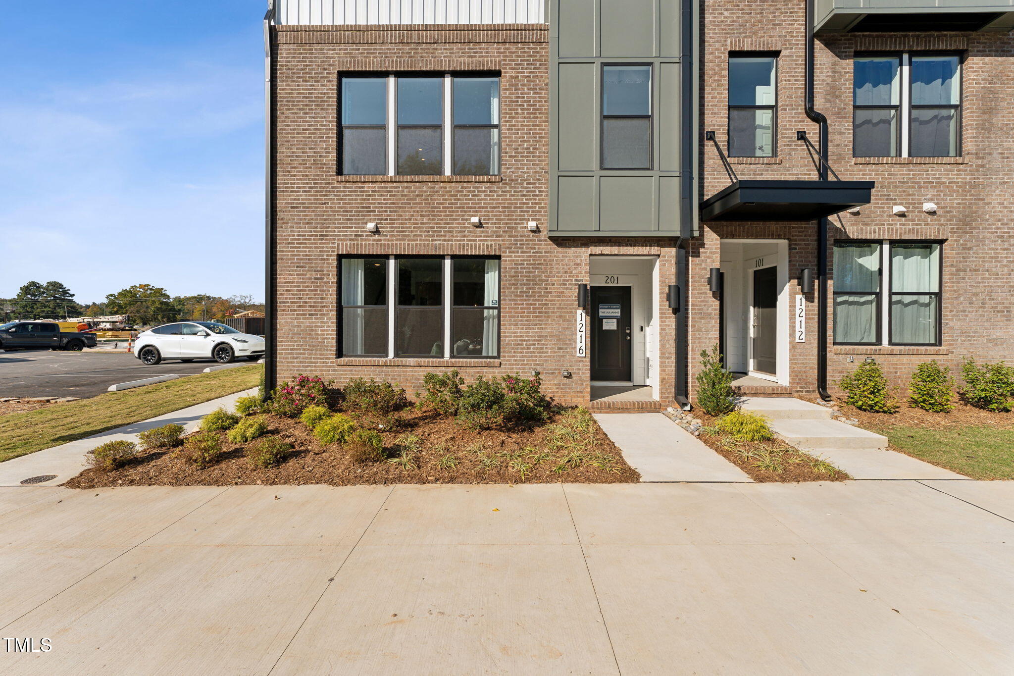1233 South Blount Street, Unit 101 Raleigh, NC 27601 - Photo 1 of 30 1