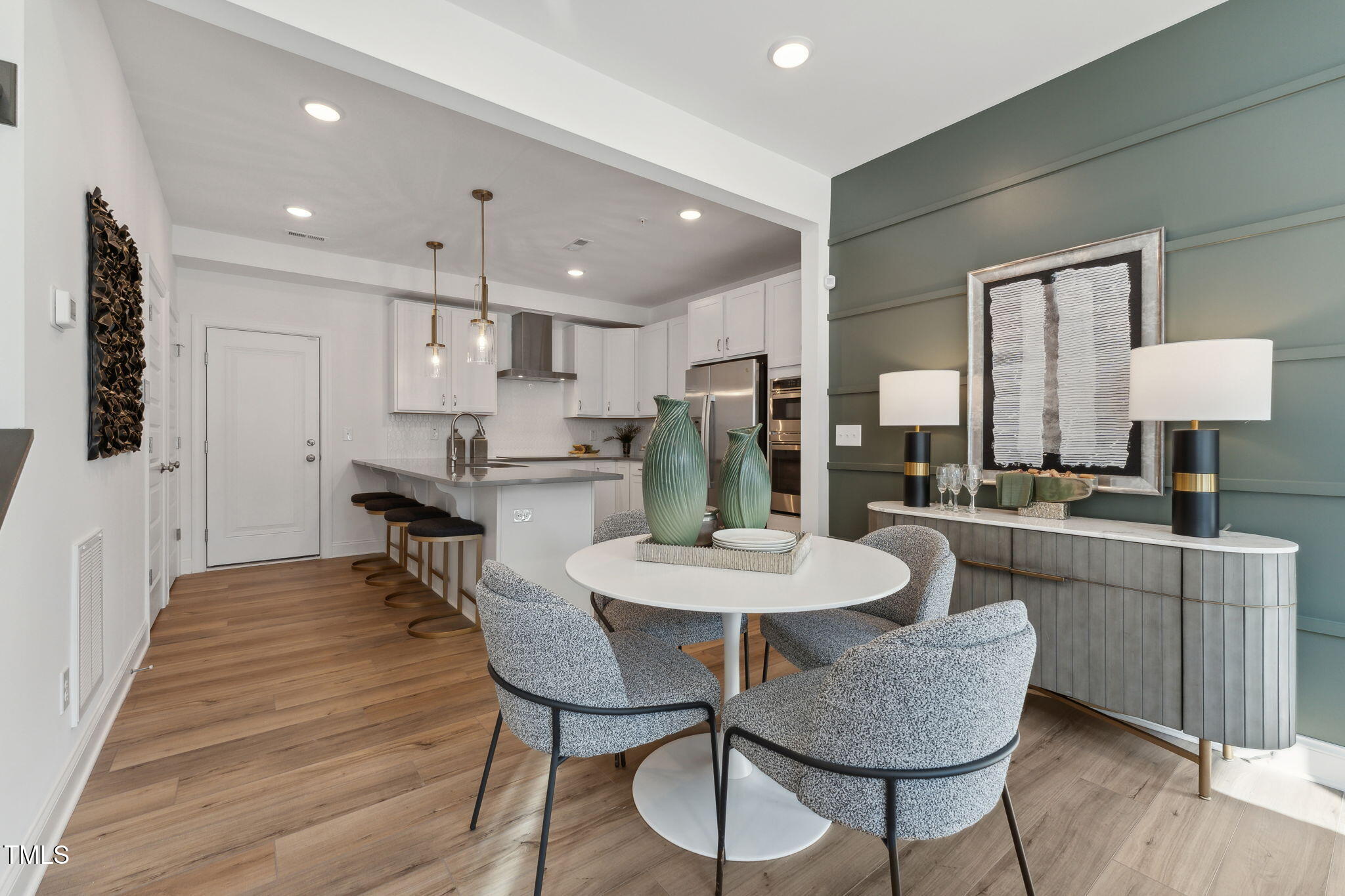 1233 South Blount Street, Unit 101 Raleigh, NC 27601 - Photo 7 of 30 8