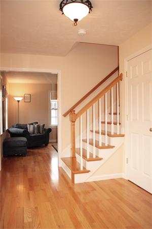 10 Roland Way Milford, MA 01757 - Photo 4 of 28 Gallery Image 4