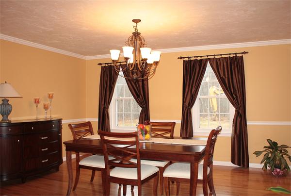 10 Roland Way Milford, MA 01757 - Photo 7 of 28 Gallery Image 7