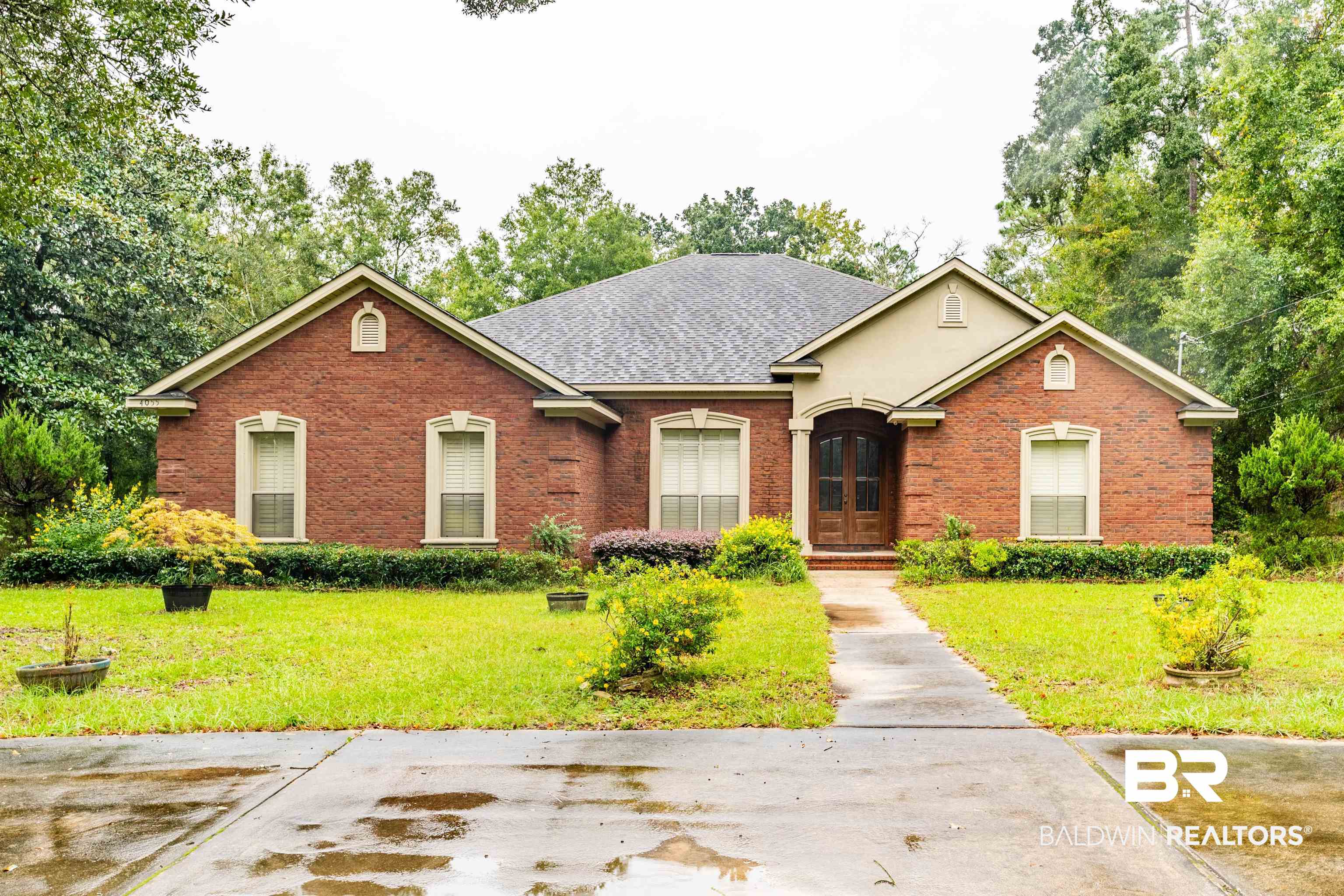 4055 Riviere Du Chien Road Mobile, AL 36693 - Photo 61 of 63 View of front of property with a front yard