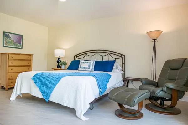 $320,000 | 162 Southeast St Lucie Boulevard, Unit B204, Stuart, FL 34996