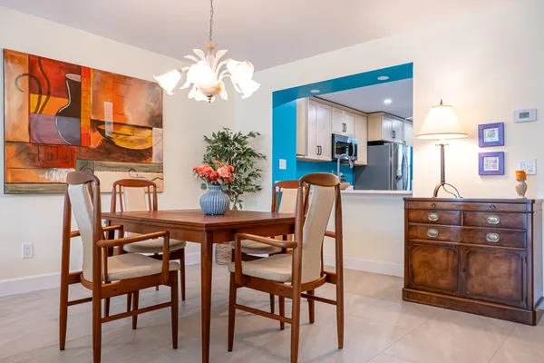 $320,000 | 162 Southeast St Lucie Boulevard, Unit B204, Stuart, FL 34996