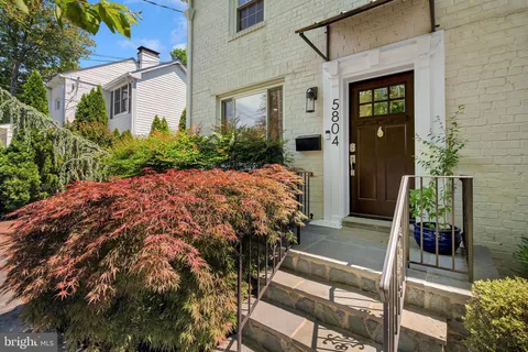 $1,125,000 | 5804 Wyngate Drive, Bethesda, MD 20817