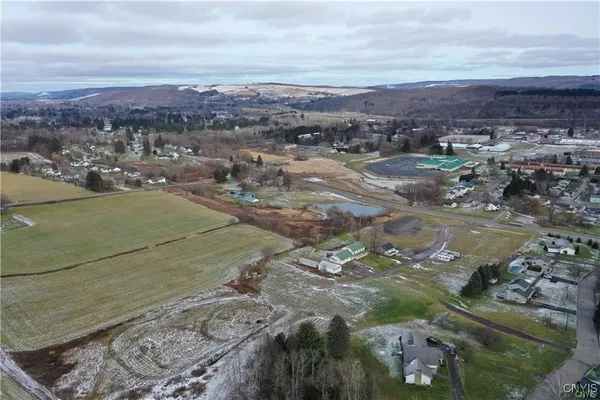 $335,000 | 10 Hillcrest Drive, Cortland, NY 13045