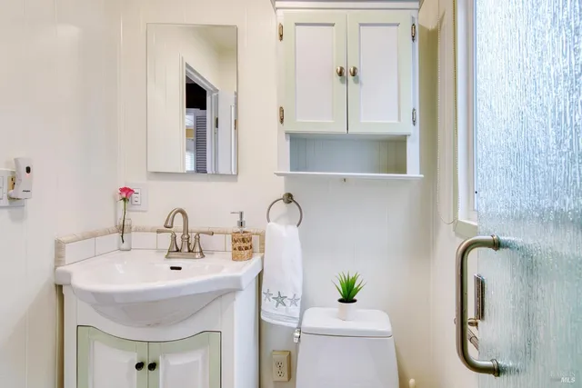 $635,000 | 7 West Pier, Mill Valley, CA 94941