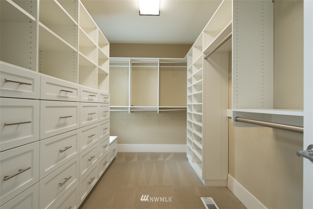 1100 North 32nd Street Renton, WA 98056 - Photo 17 of 25 Gallery Image 17