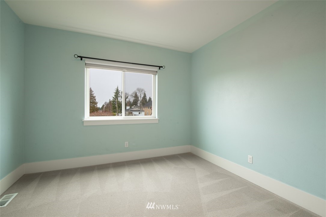 1100 North 32nd Street Renton, WA 98056 - Photo 18 of 25 Gallery Image 18