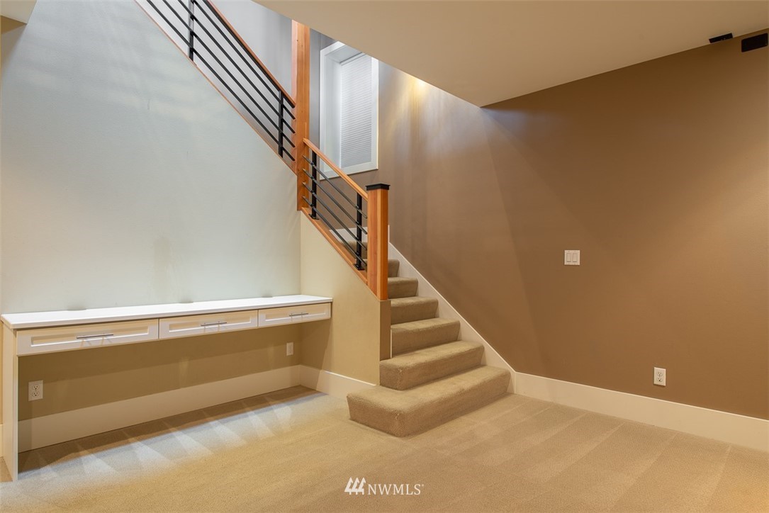 1100 North 32nd Street Renton, WA 98056 - Photo 20 of 25 Gallery Image 20
