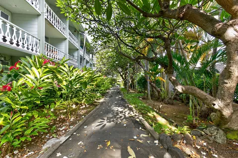 $249,000 | 75-5776 Kona Islander Inn, Unit 144, Kailua-Kona, HI 96740