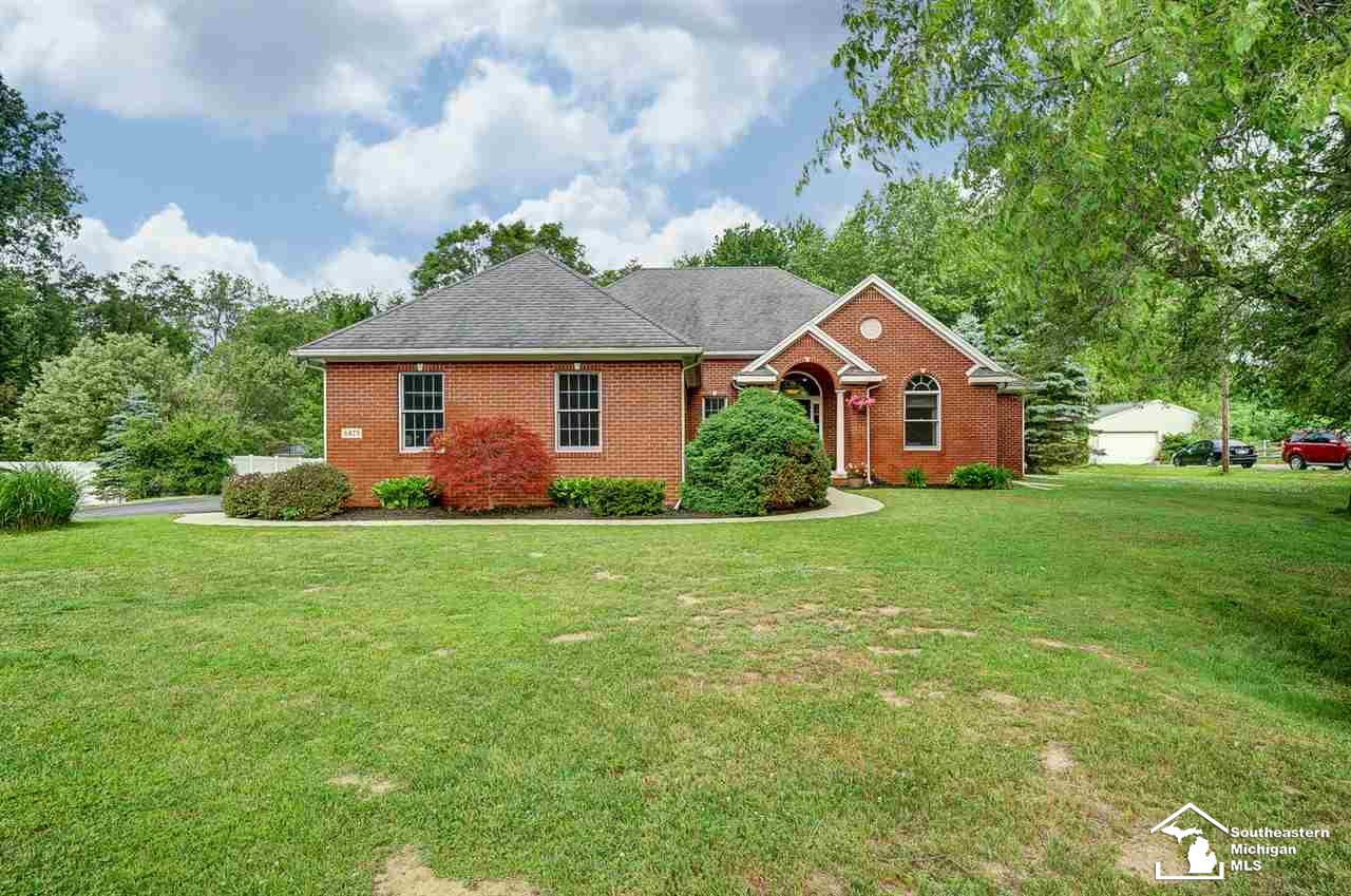6475 Douglas Road Lambertville, MI 48144 - Photo 5 of 39 50014095-4.JPG