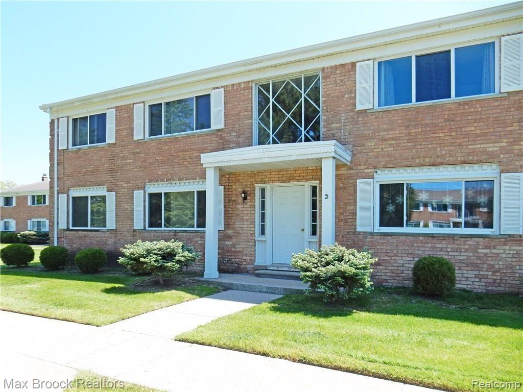 801 West Long Lake Road, Unit 1 Bloomfield Hills, MI 48302 - Photo 1 of 18