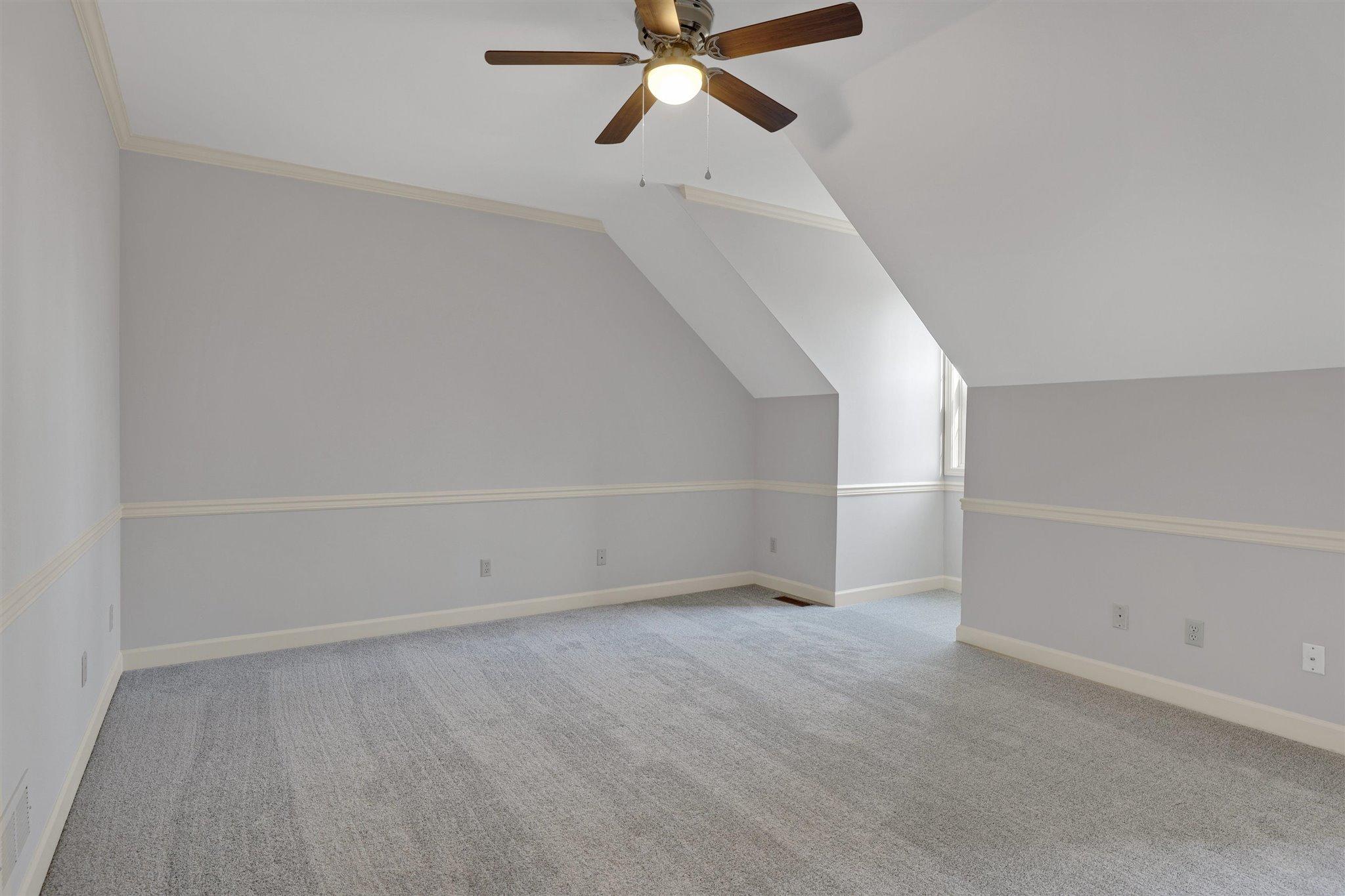 8-6 Rivers Run Way Oak Ridge, TN 37830 - Photo 18 of 35 Bedroom 2 Upstairs