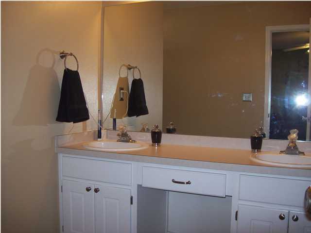 383 John King Road Crestview, FL 32539 - Photo 7 of 17 Gallery Image 7
