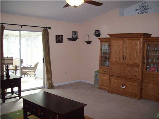 383 John King Road Crestview, FL 32539 - Photo 8 of 17 Gallery Image 8