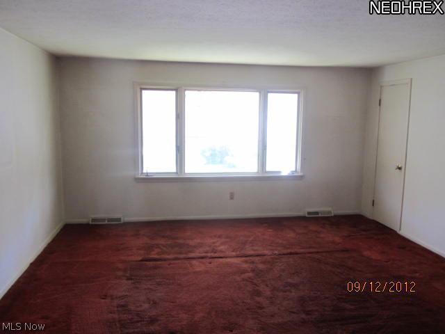 3378 Colwyn Road Cleveland, OH 44120 - Photo 7 of 13