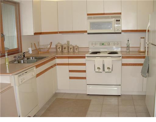 241 Chase Russells Point, Unit B2U Russells Point, OH 43348 - Photo 4 of 14