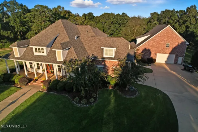 $749,000 | 1119 Milltowne Drive, Wesson, MS 39191