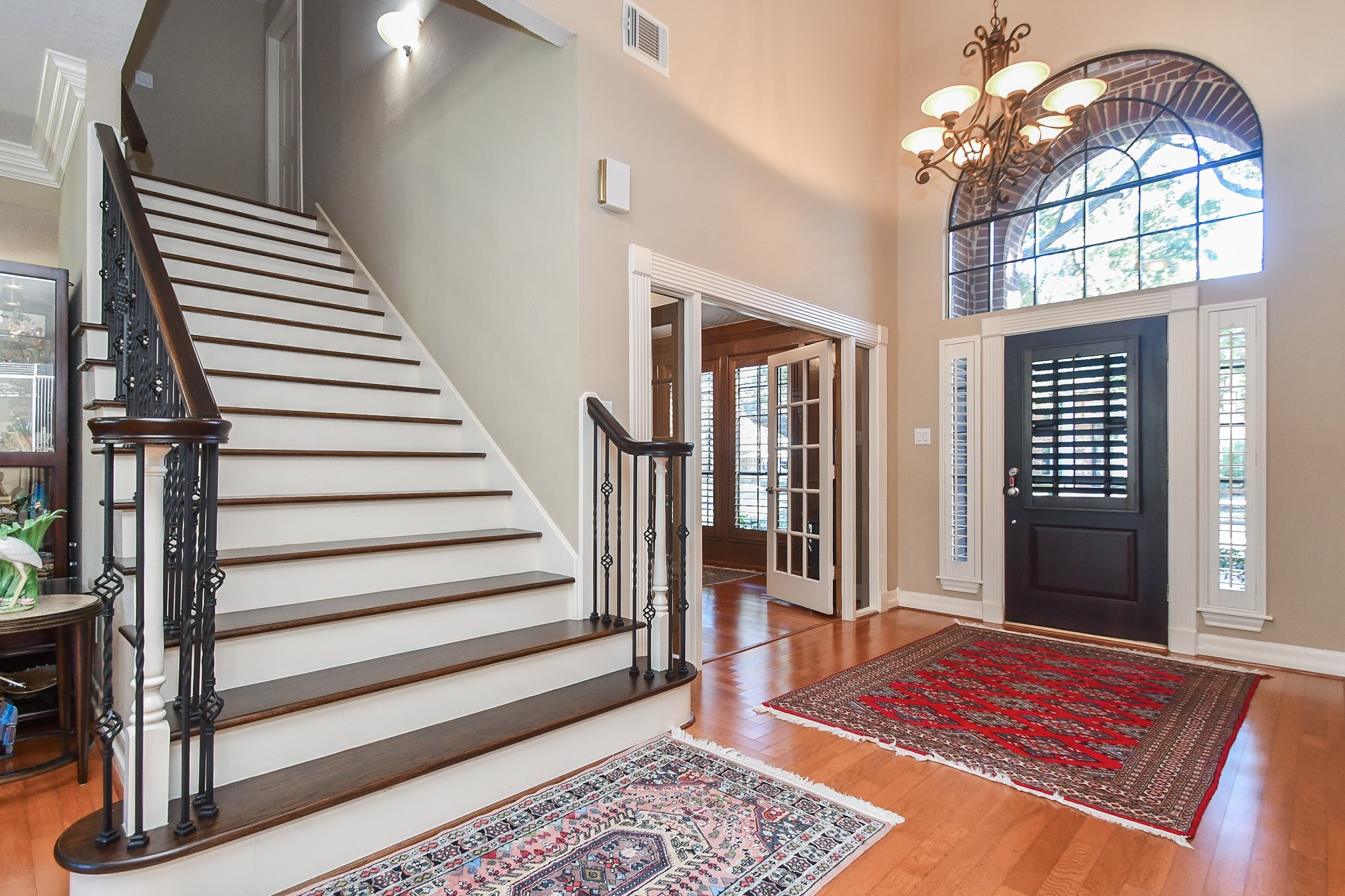 20102 Gable Point Drive Katy, TX 77450 - Photo 5 of 42 a view of a livingroom with furniture and staircase