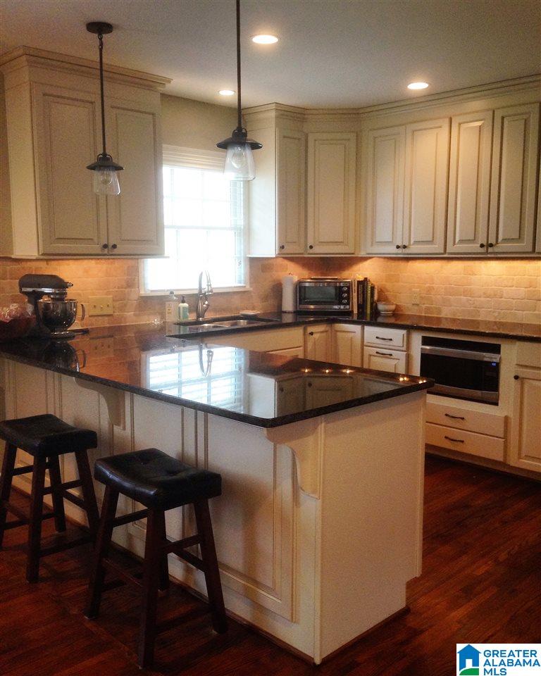 1364 Willoughby Road Birmingham, AL 35216 - Photo 8 of 48