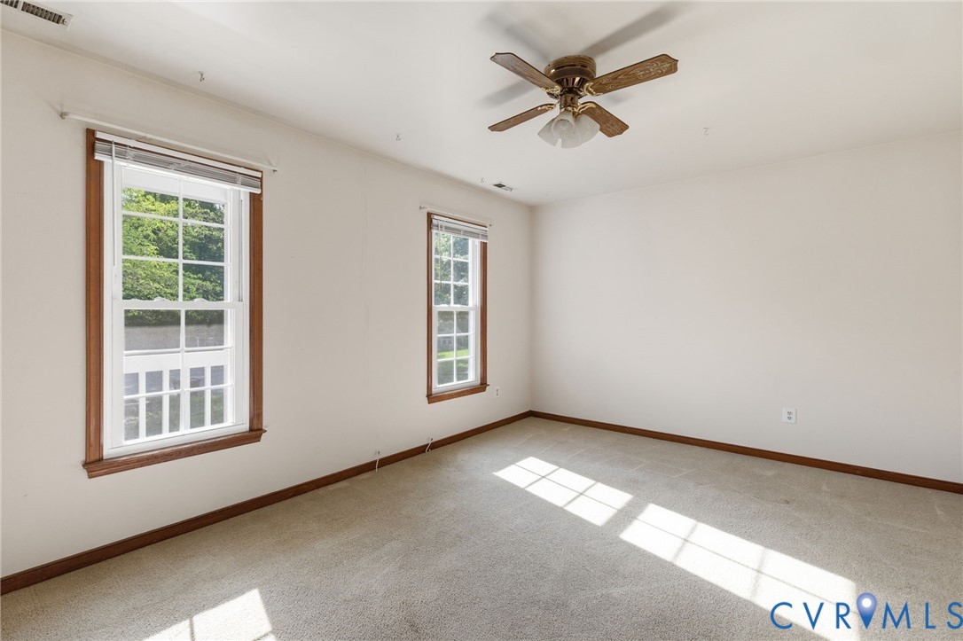 6904 Pointer Ridge Road Midlothian, VA 23112 - Photo 4 of 24
