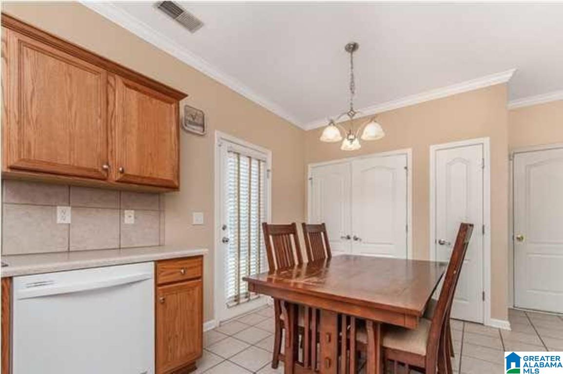 266 High Ridge Drive Pelham, AL 35124 - Photo 5 of 13 Gallery Image 5