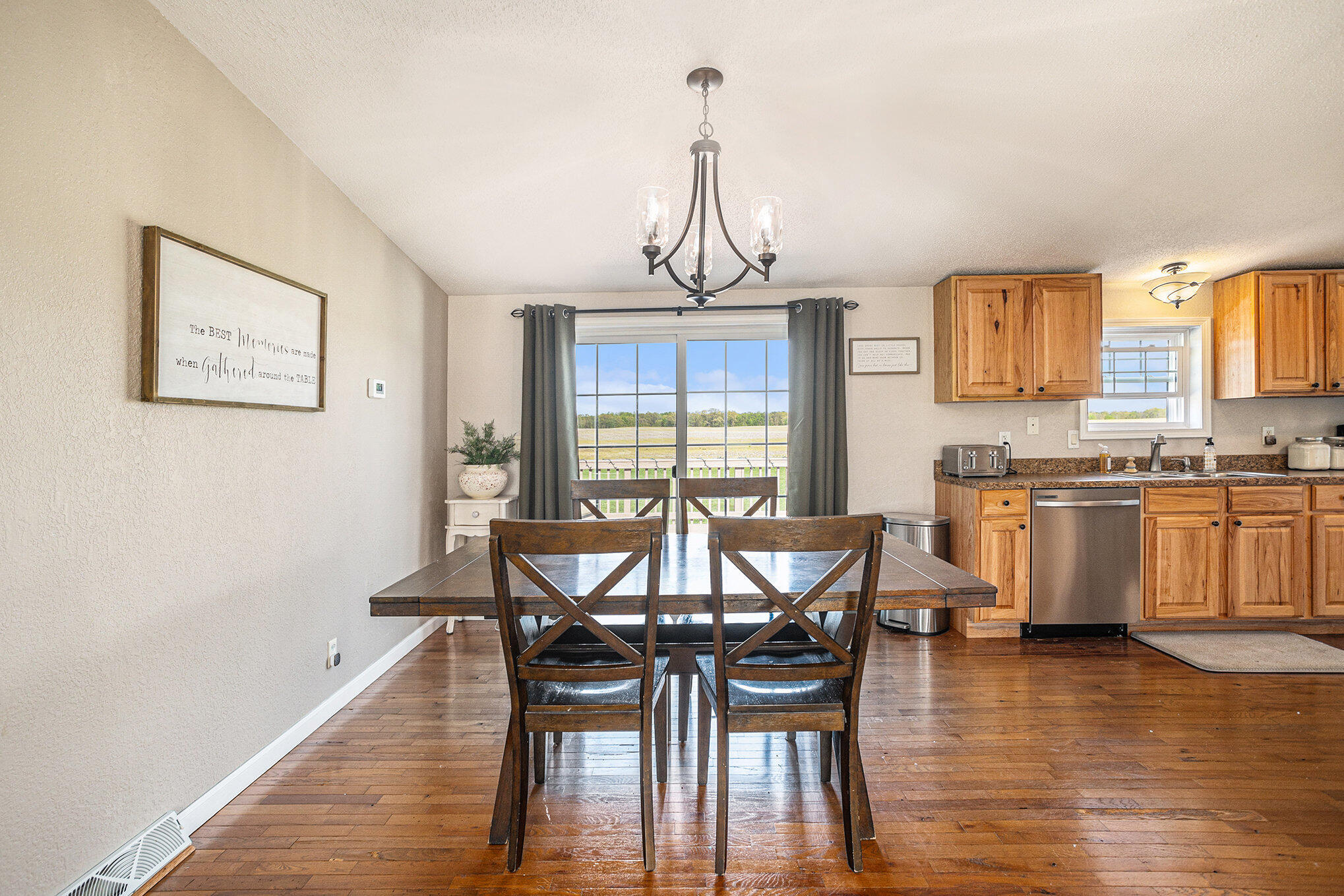 8868 12 Mile Road Marshall, MI 49068 - Photo 5 of 22 Dining Room