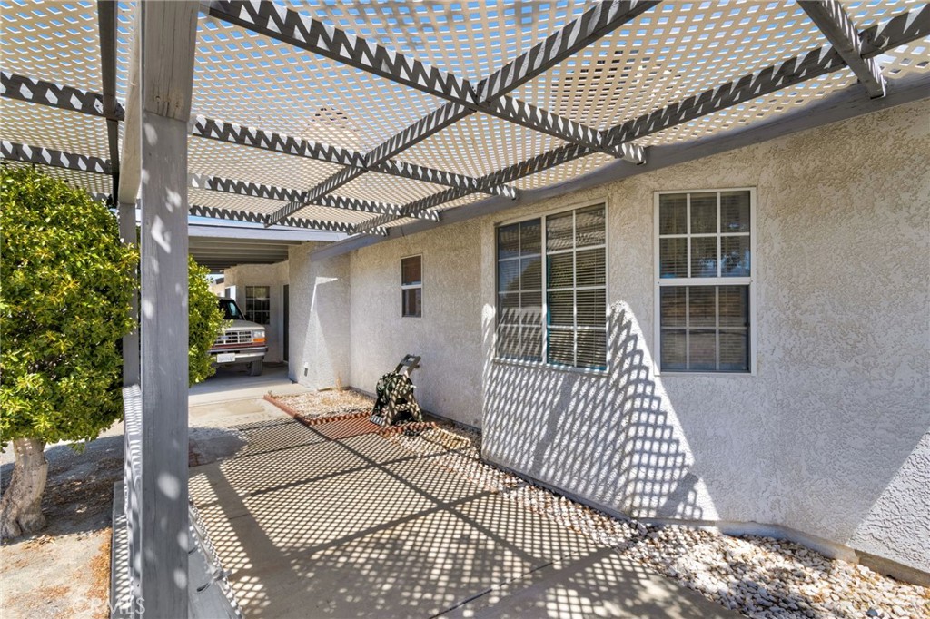 11574 Silver Rock Road Pinon Hills, CA 92372 - Photo 42 of 56