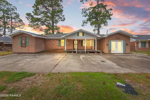 $167,500 | 222 Madge Street, Breaux Bridge, LA 70517