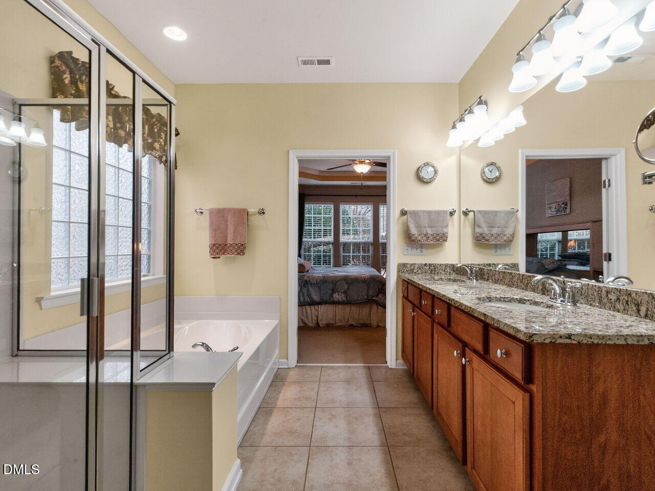 745 Eldridge Loop Cary, NC 27519 - Photo 17 of 28 018-1280x960-primary-bath