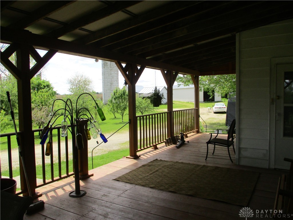 6897 Shields Road Lewisburg, OH 45338 - Photo 4 of 38 Gallery Image 4