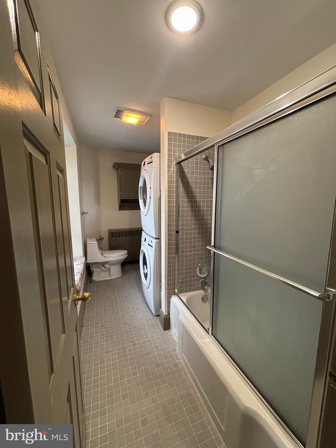 28 West Main Street, Unit 3 Elverson, PA 19520 - Photo 8 of 10 a bathroom with a shower and a toilet
