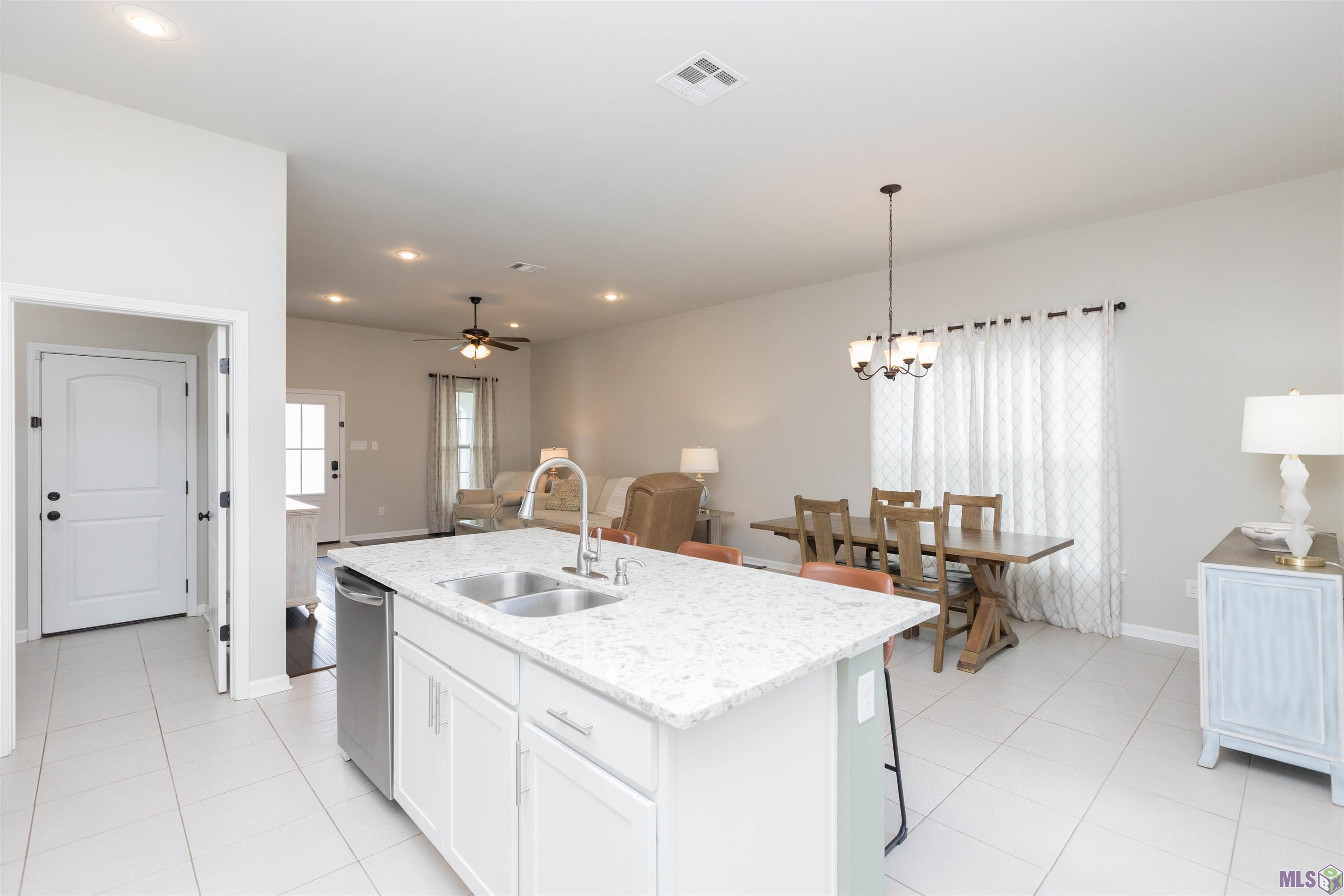 38497 Brown Road Prairieville, LA 70769 - Photo 7 of 25 Gallery Image 7
