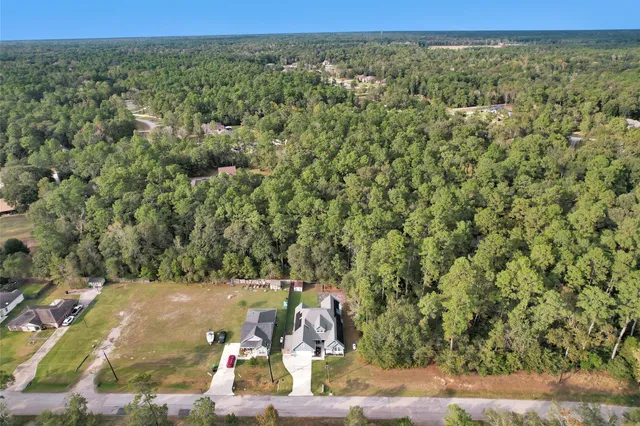 a view of a outdoor space